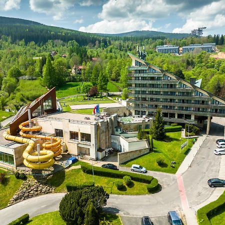 Interferie Aquapark Sport Hotel Malachit Świeradów-Zdrój Dış mekan fotoğraf