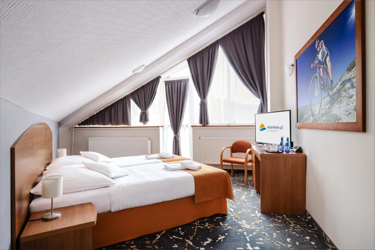 Interferie Aquapark Sport Hotel Malachit Świeradów-Zdrój Dış mekan fotoğraf